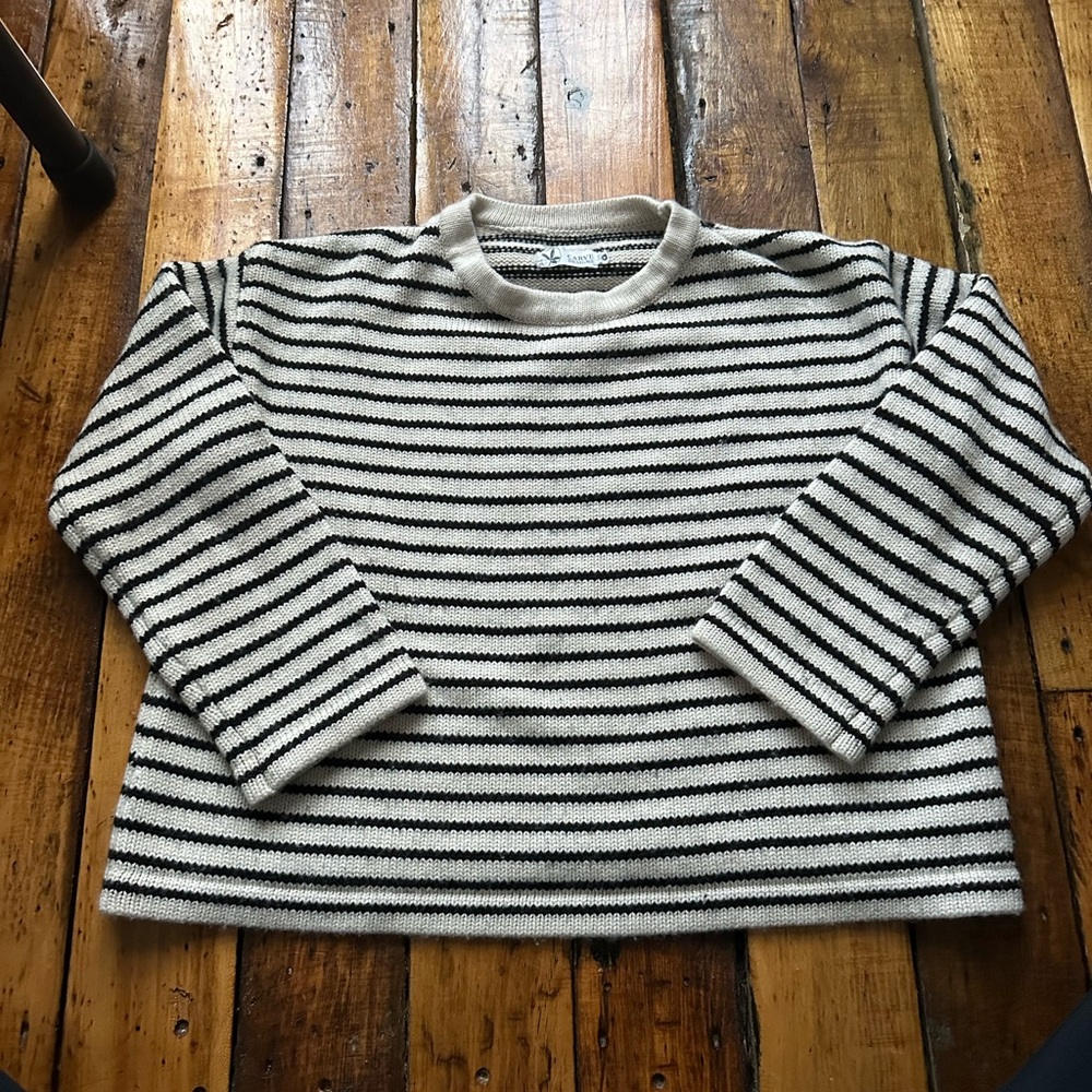 Carve Designs cream and black  Knit Sweater medium